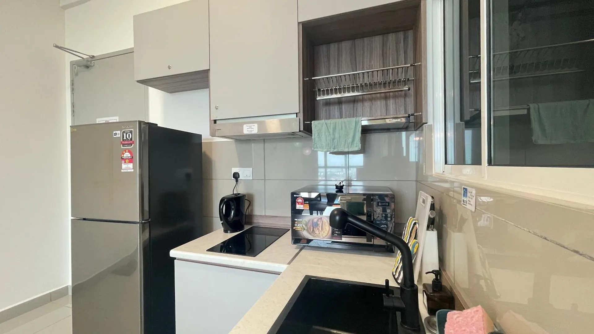 Amber 2B2B Cozy Apt Wi-Fi Tv Box Near Encore Melaka 0*, ملقا